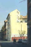 angolo verso Via Giulia del complesso di S. Filippino restaurato (1999-2000)