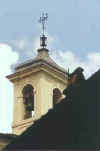 campanile della chiesa di S. Maria dell'Orazione e Morte ripreso dal Lungotevere