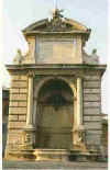 fontana dell' Acqua Paola a Piazza Trilussa