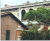 Scorcio del retro di Palazzo Farnese dal Lungotevere